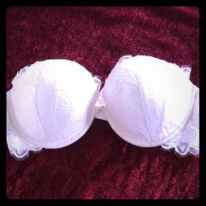 Victoria Secret Strapless bra
